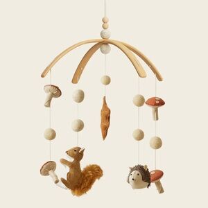 Nestig Forest Floor Crib Mobile
